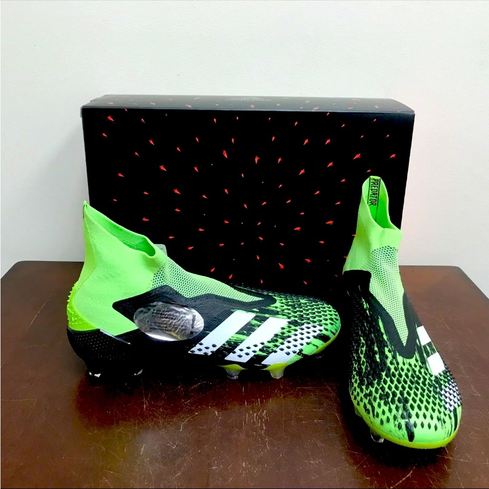 Brand new soccer cleats never worn!!!